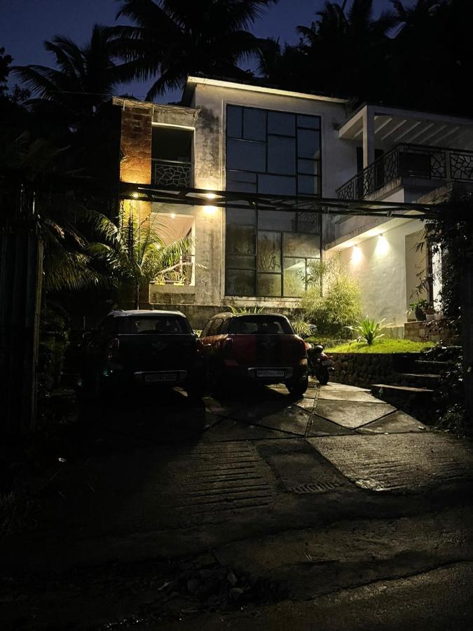 Orchid Villa Pinangode Buitenkant foto
