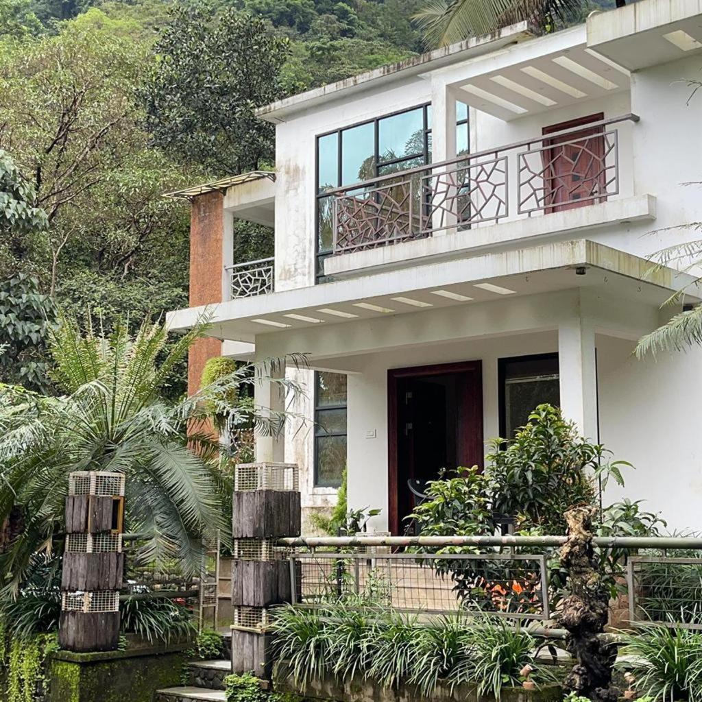 Orchid Villa Pinangode Buitenkant foto